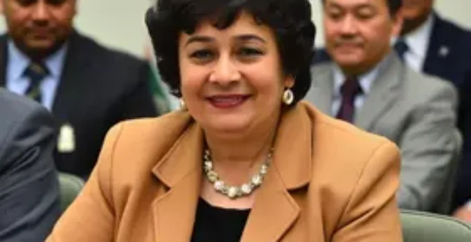 Prefeita Suéllen Rosim recebe o embaixador da República Dominicana