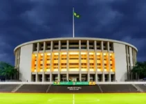 funcionamento de serviços em Bauru