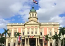 funcionamento de serviços no feriado da Revolução Constitucionalista