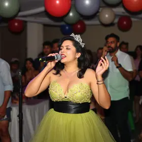 show com Ana Castela