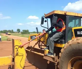 Treinamento de Operação de Motoniveladora